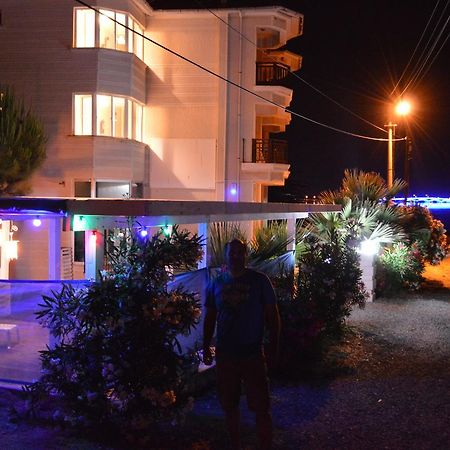 Cunda Efsane Hotel Айвалык Экстерьер фото