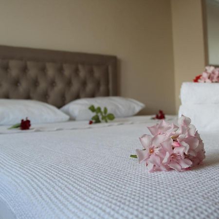 Cunda Efsane Hotel Айвалык Экстерьер фото