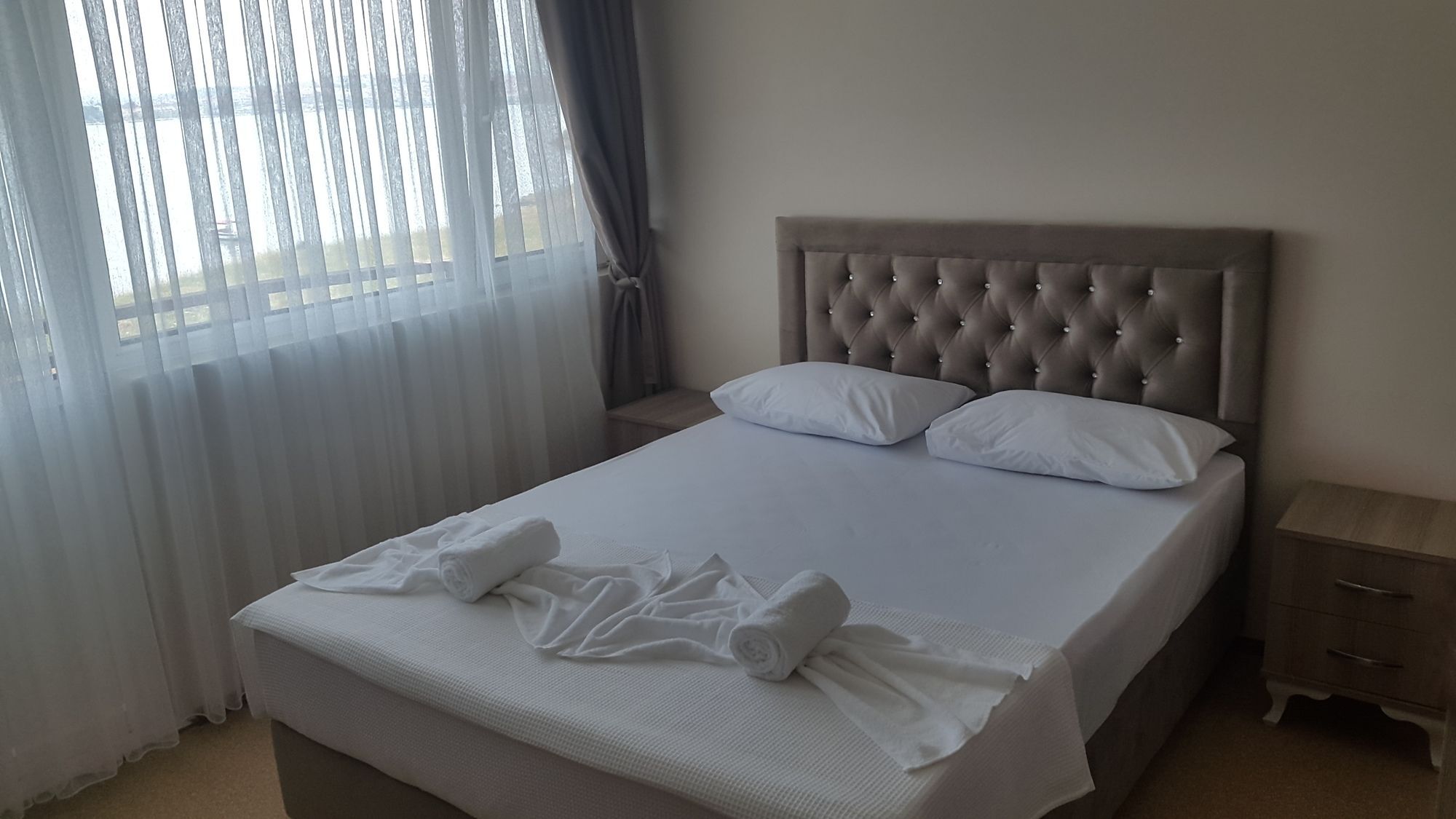 Cunda Efsane Hotel Айвалык Экстерьер фото